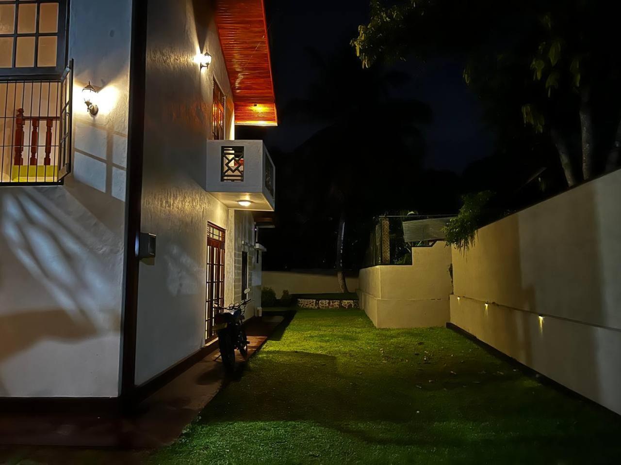 Urban Galle Villa Kültér fotó